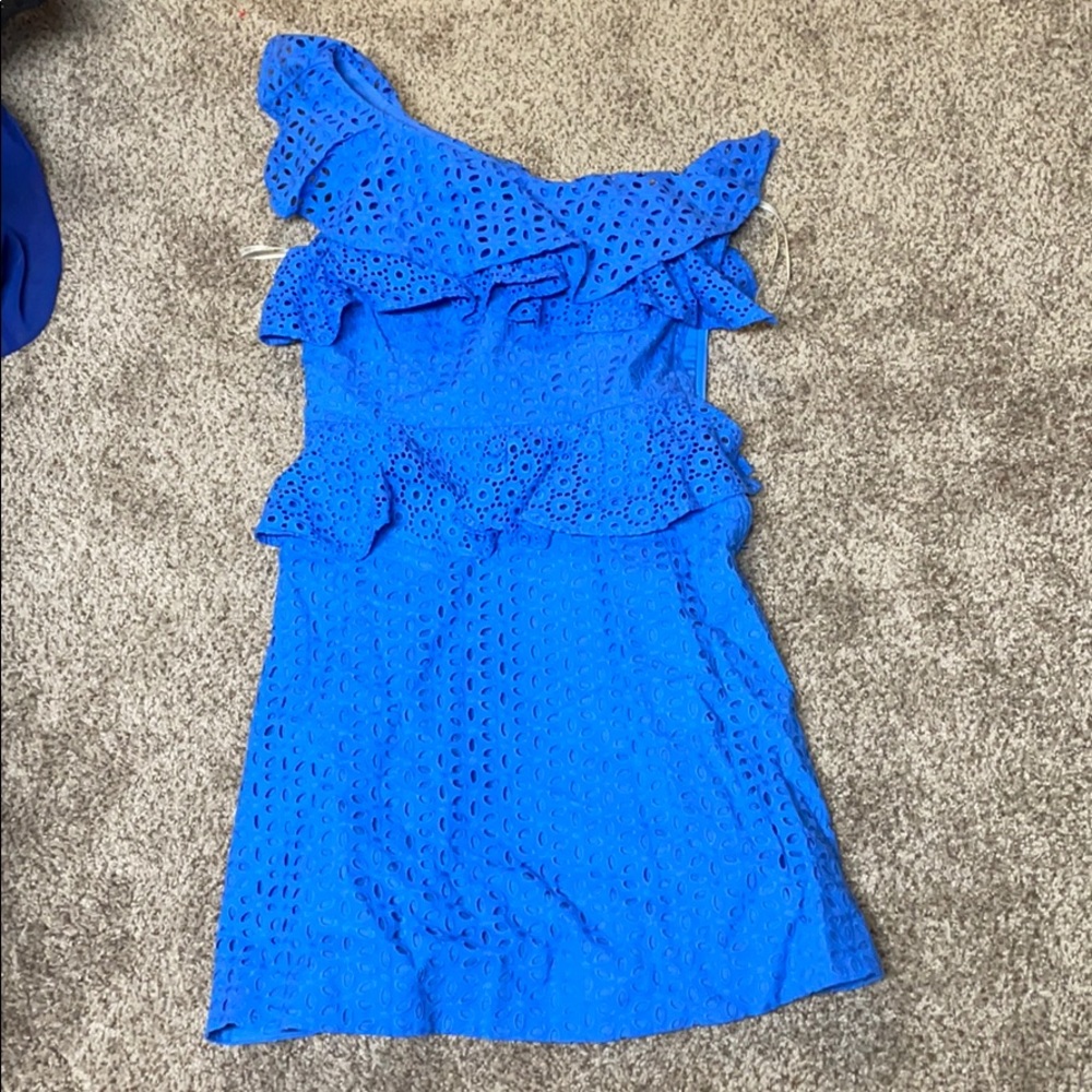 most pretty dress too small!